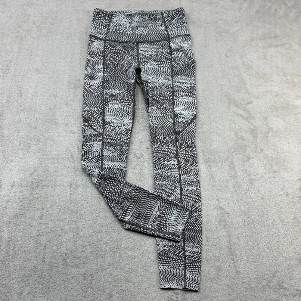 Lululemon Leggings Womens 4 Grey Snakeskin Dot Print High Rise Side Pockets Yoga